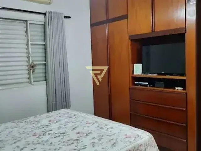 Casa com 211m² 3 quartos e 3 banheiros, à venda, no bairro Jardim Alexandre Balbo em Ribeirão Preto