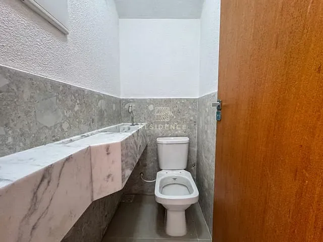 Casa 4 quartos e 2 banheiros, à venda, no bairro Jardim Belvedere em Volta Redonda