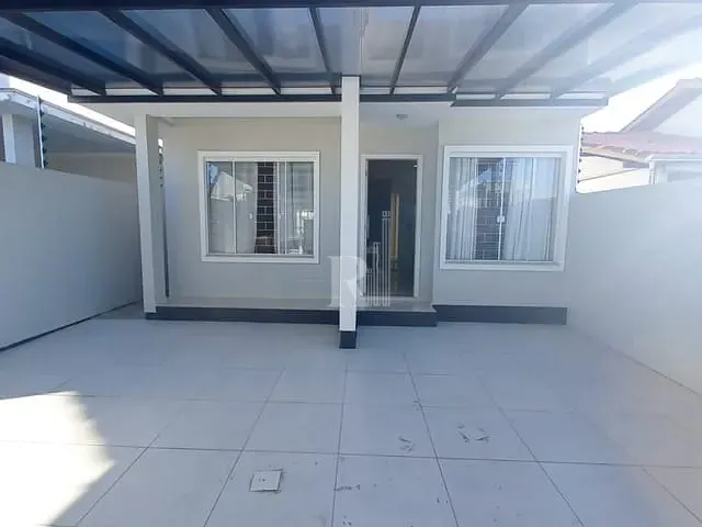 Casa 2 quartos e 2 banheiros, à venda, no bairro Mata Atlantica 2 em Tijucas