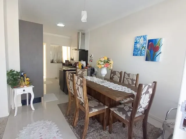 Casa 2 quartos e 2 banheiros, à venda, no bairro Mata Atlantica 2 em Tijucas