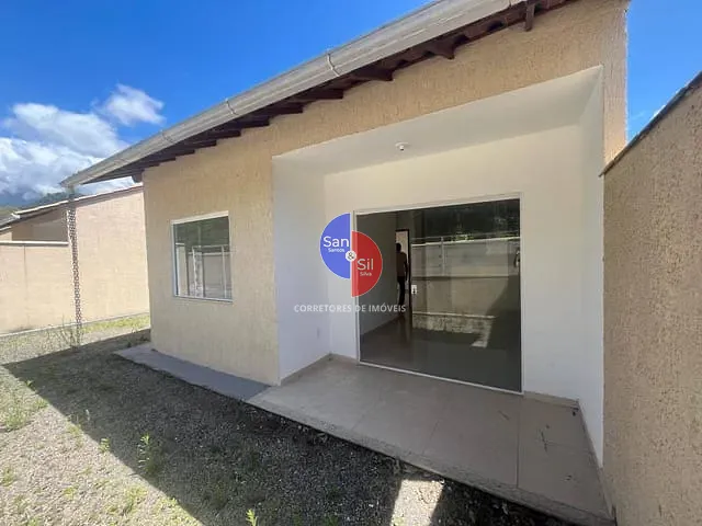 Casa com 143m² 2 quartos e 2 banheiros, à venda, no bairro Cotia em Guapimirim