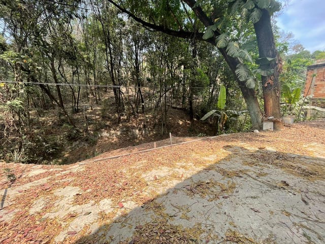 Casa 2 quartos e 1 banheiro, à venda, no bairro Bom Destino em Santa Luzia