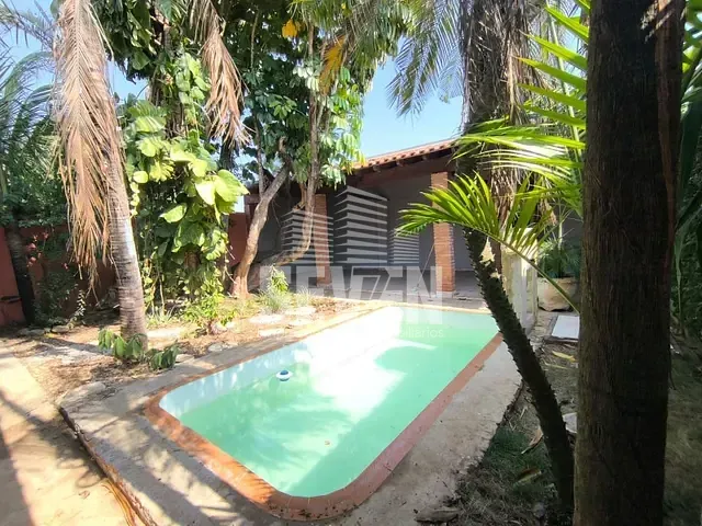Casa com 300m² 3 quartos e 2 banheiros, à venda, no bairro Residencial Parque Granja Cecília A em Bauru