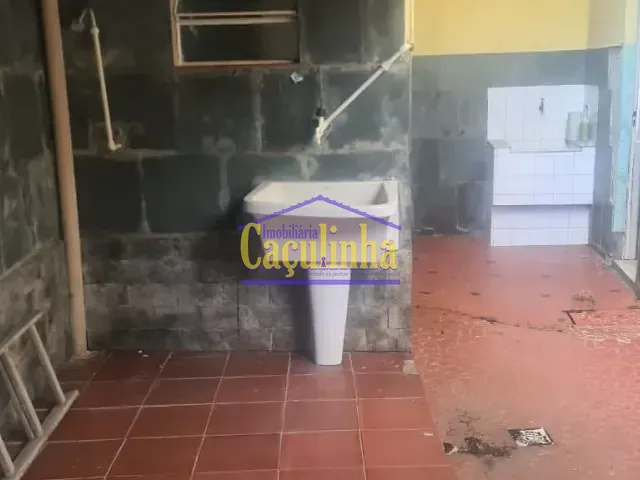 Casa com 1m² 3 quartos e 2 banheiros, à venda, no bairro Centro em Barra do Piraí