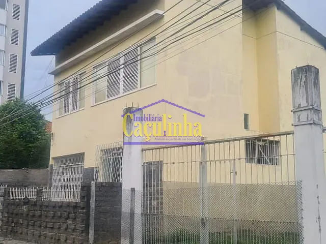 Casa com 1m² 3 quartos e 2 banheiros, à venda, no bairro Centro em Barra do Piraí