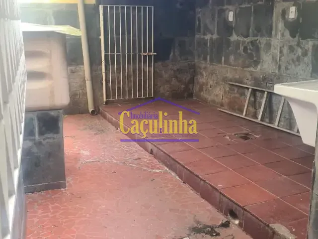 Casa com 1m² 3 quartos e 2 banheiros, à venda, no bairro Centro em Barra do Piraí