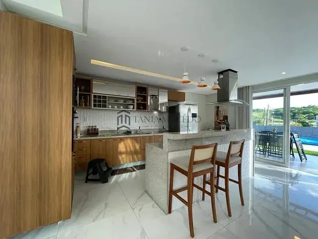 Casa com 450m² 3 quartos e 4 banheiros, à venda, no bairro Manassu em Jaboatão dos Guararapes