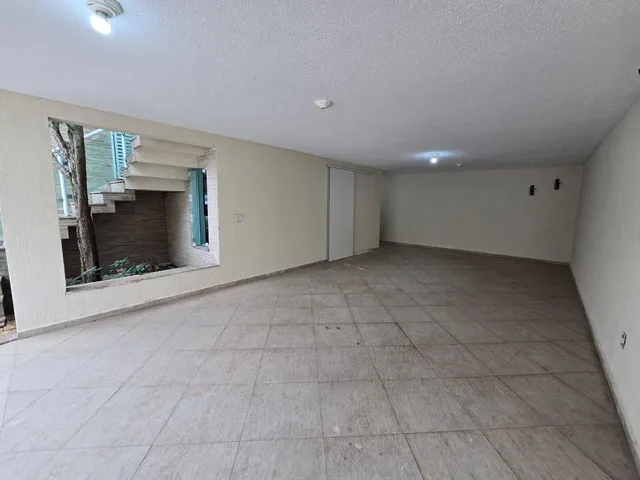 Casa 3 quartos e 5 banheiros, à venda, no bairro Vila Caputera em Mogi das Cruzes