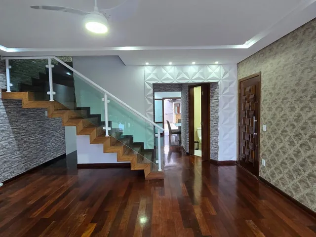 Casa 3 quartos e 5 banheiros, à venda, no bairro Vila Caputera em Mogi das Cruzes