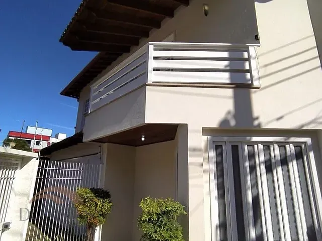 Casa com 377m² 5 quartos e 4 banheiros, para alugar, no bairro Cariru em Ipatinga