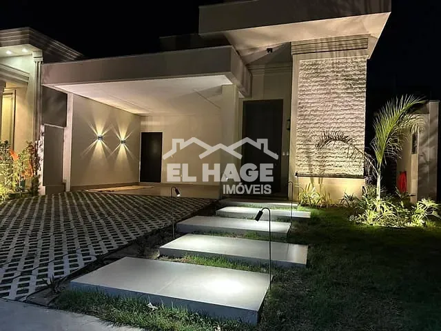 Casa com 306m² 3 quartos e 5 banheiros, à venda, no bairro Jardim Imperial em Cuiabá
