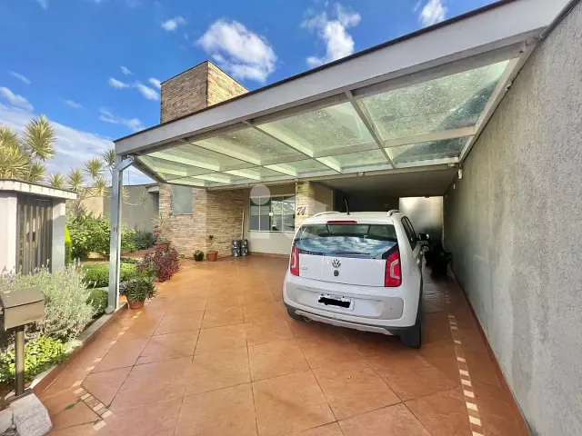 Casa com 364m² 3 quartos e 3 banheiros, à venda, no bairro Jardim Santa Monica em Rolândia