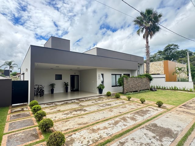 Casa 3 quartos e 5 banheiros, à venda, no bairro Parque Residencial São Marcos em Tatuí