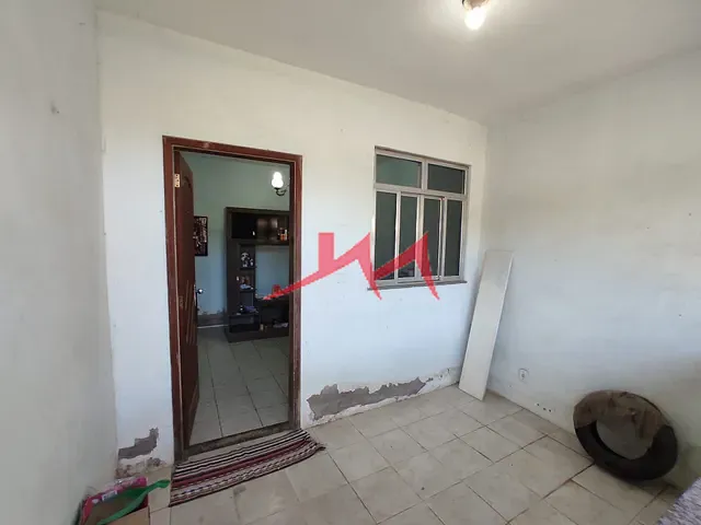 Casa com 360m² 3 quartos e 1 banheiro, à venda, no bairro Iêda/Santa Isabel em São Gonçalo