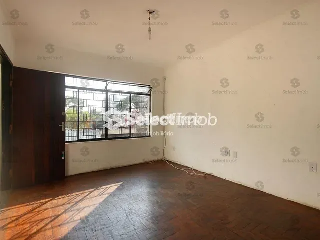 Casa com 209m², para alugar, no bairro Vila Bocaina em Mauá
