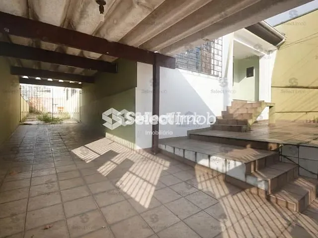 Casa com 209m², para alugar, no bairro Vila Bocaina em Mauá