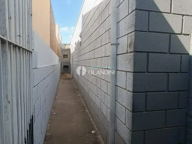Casa com 100m² 1 quarto e 1 banheiro, para alugar, no bairro Jardim dos Ipês em Artur Nogueira