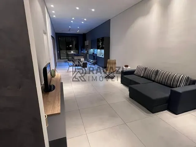 Casa com 250m² 3 quartos e 4 banheiros, à venda, no bairro Jacaré em Cabreúva