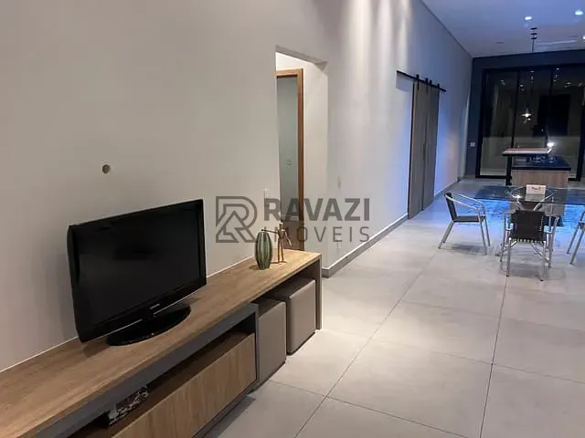 Casa com 250m² 3 quartos e 4 banheiros, à venda, no bairro Jacaré em Cabreúva