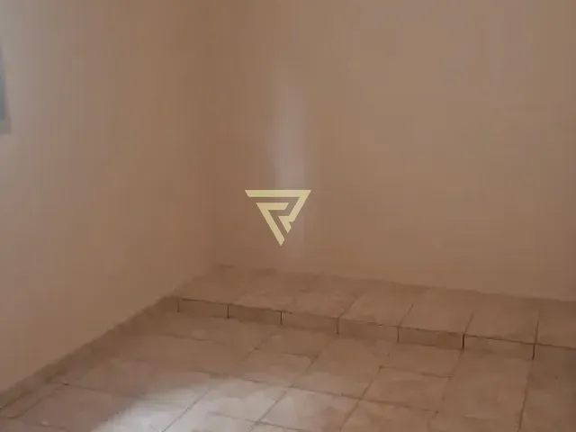 Casa com 150m² 2 quartos e 1 banheiro, à venda, no bairro Jardim Piratininga em Ribeirão Preto