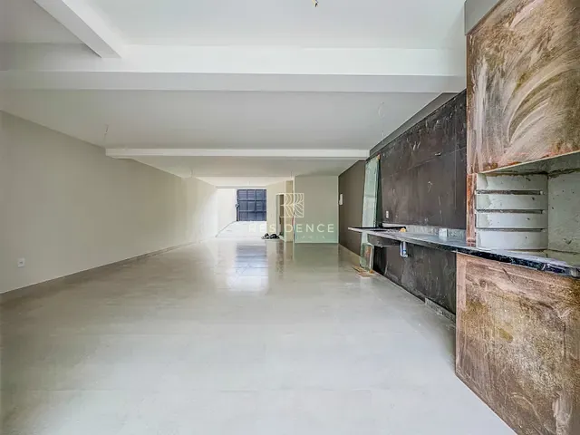 Casa 3 quartos e 2 banheiros, à venda, no bairro Jardim Belvedere em Volta Redonda