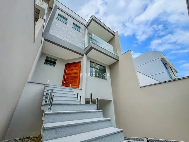Casa 3 quartos e 2 banheiros, à venda, no bairro Jardim Belvedere em Volta Redonda