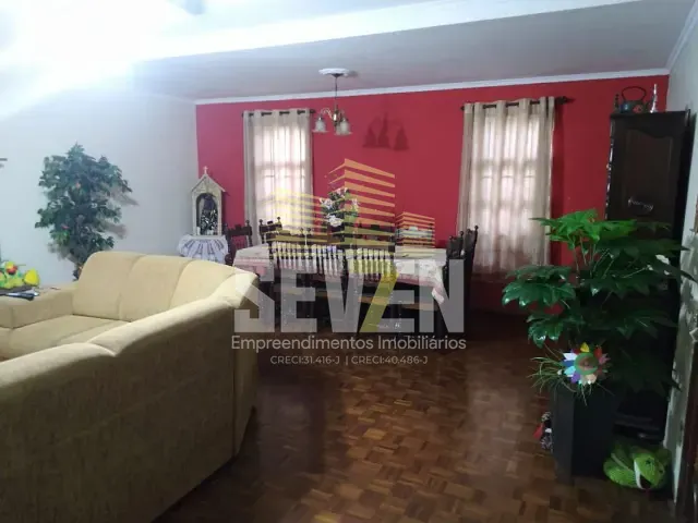 Casa com 429m² 3 quartos e 3 banheiros, à venda, no bairro Novo Jardim Pagani em Bauru