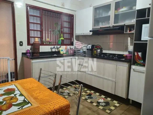 Casa com 429m² 3 quartos e 3 banheiros, à venda, no bairro Novo Jardim Pagani em Bauru
