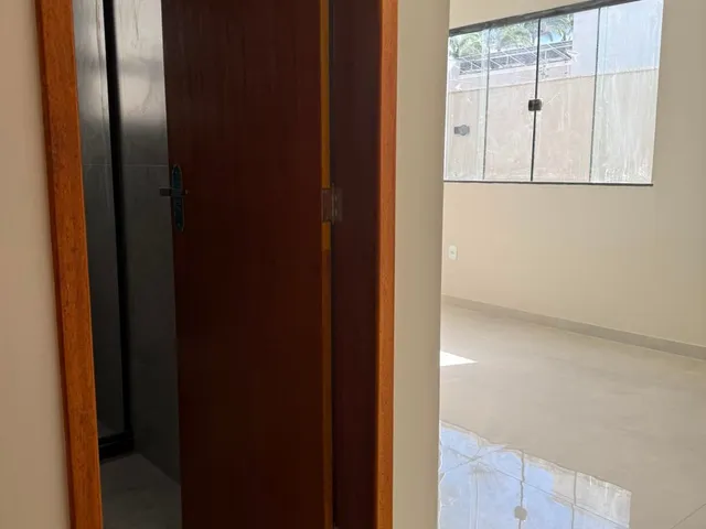 Casa 2 quartos e 1 banheiro, à venda, no bairro Recreio em Rio das Ostras