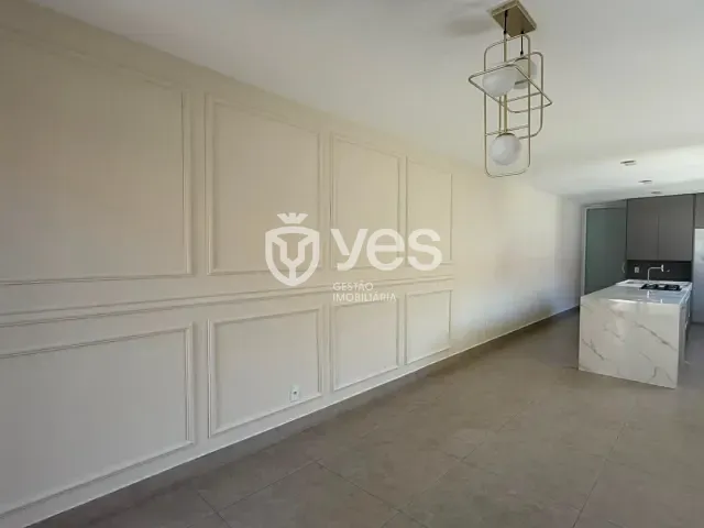 Casa 3 quartos e 3 banheiros, para alugar, no bairro Centro em Araxá