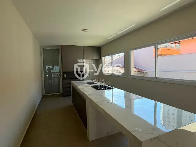 Casa 3 quartos e 3 banheiros, para alugar, no bairro Centro em Araxá