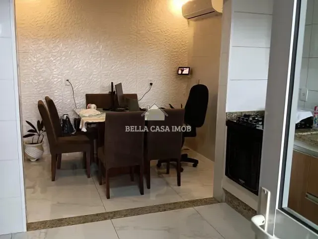 Casa com 197m² 3 quartos e 3 banheiros, à venda, no bairro Jardim Piazza di Roma em Sorocaba