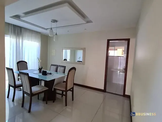 Casa com 180m² 3 quartos e 2 banheiros, à venda, no bairro Alphaville em Campos dos Goytacazes