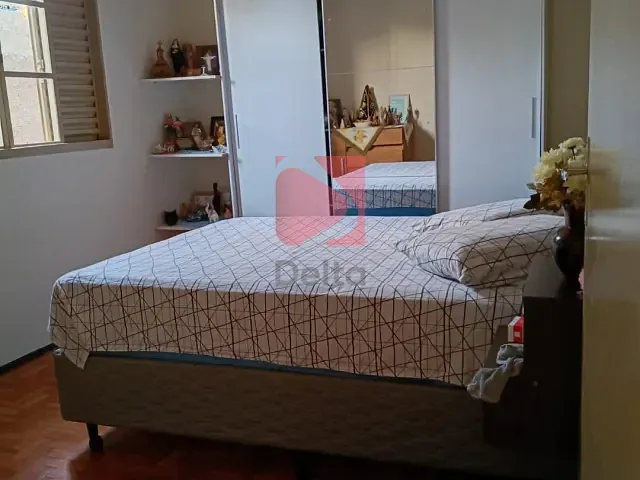 Casa 3 quartos e 1 banheiro, à venda, no bairro Vila Steola em Pirassununga