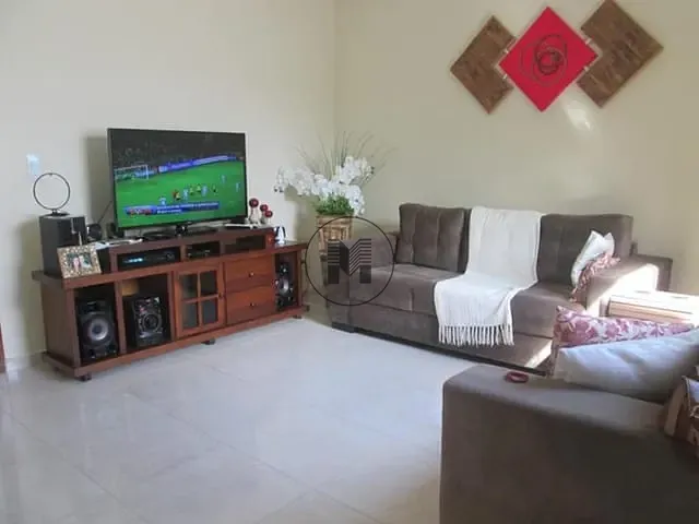 Casa com 300m² 3 quartos e 3 banheiros, à venda, no bairro Jardim Bela Vista em Guaratinguetá