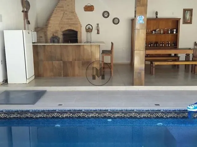 Casa com 300m² 3 quartos e 3 banheiros, à venda, no bairro Jardim Bela Vista em Guaratinguetá