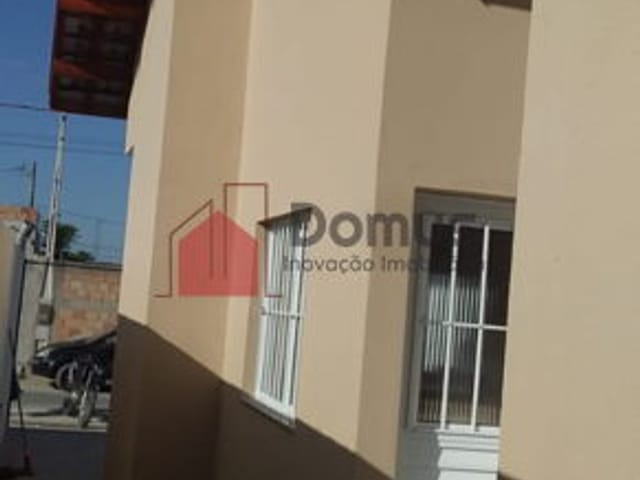 Casa à venda, no bairro Residencial e Comercial Portal dos Eucaliptos em Pindamonhangaba
