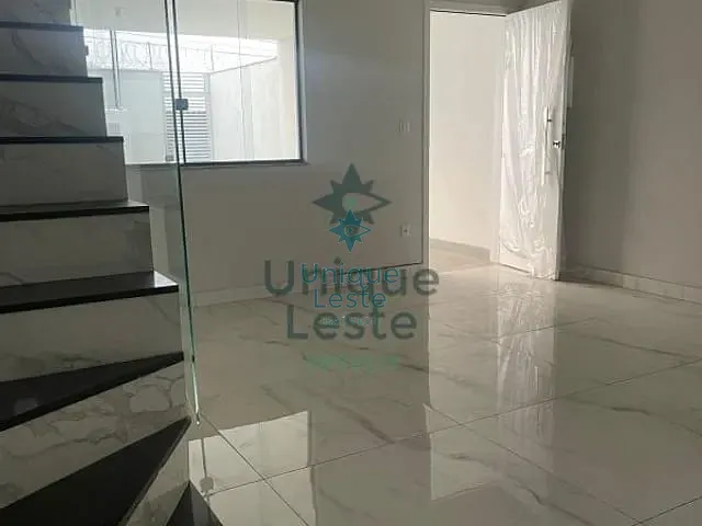 Casa com 95m² 3 quartos e 1 banheiro, à venda, no bairro Floramar em Belo Horizonte