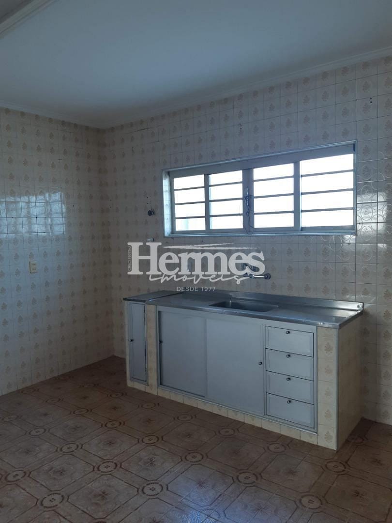 Casa, 4 quartos, 280 m² - Foto 2