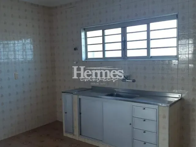 Casa com 259m² 4 quartos e 4 banheiros, à venda, no bairro Jardim Nilópolis em Campinas