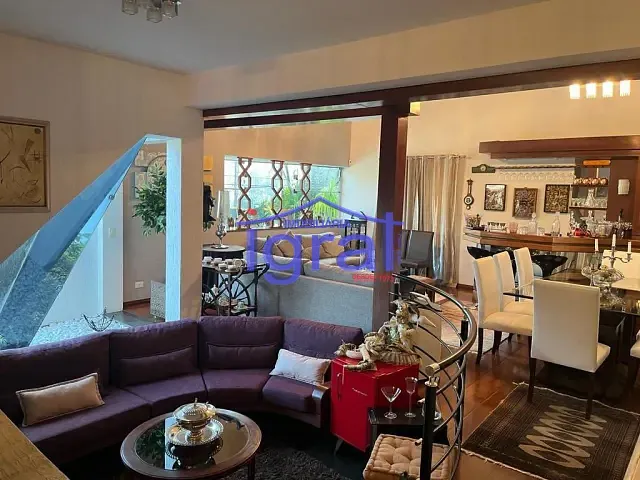 Casa com 400m² 4 quartos e 3 banheiros, à venda, no bairro Jardim Prudência em São Paulo