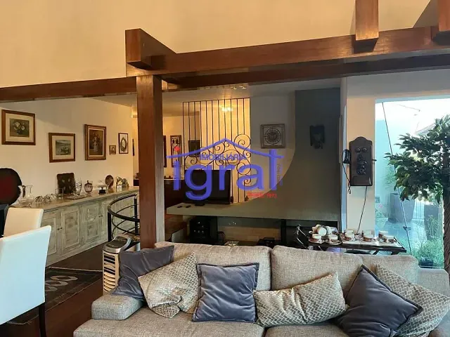 Casa com 400m² 4 quartos e 3 banheiros, à venda, no bairro Jardim Prudência em São Paulo