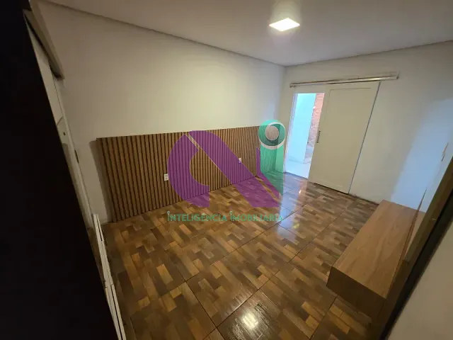 Casa 2 quartos e 1 banheiro, para alugar, no bairro Pestana em Osasco