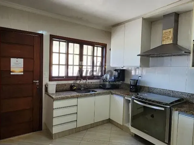 Casa com 483m² 3 quartos e 2 banheiros, à venda, no bairro Satélite em Itanhaém