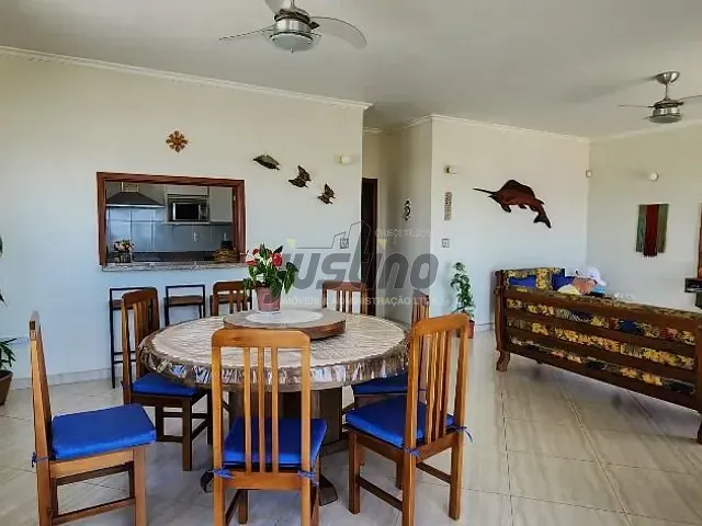 Casa com 483m² 3 quartos e 2 banheiros, à venda, no bairro Satélite em Itanhaém