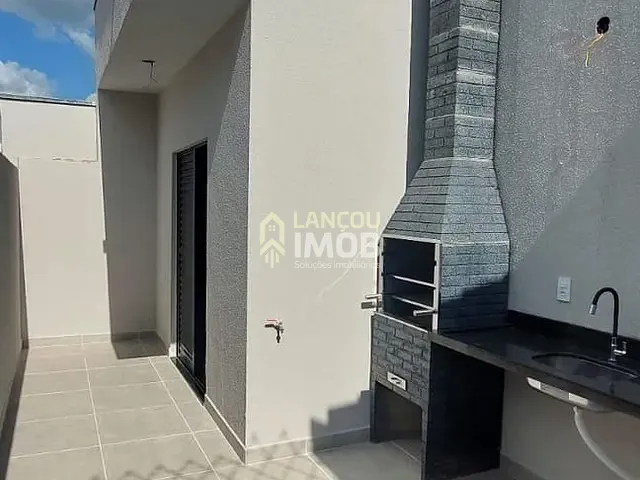 Casa 3 quartos e 2 banheiros, à venda, no bairro Residencial Santa Giovana em Jundiaí