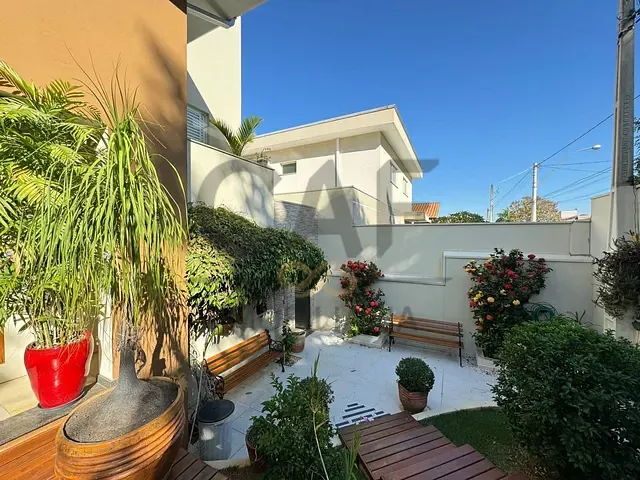 Casa com 500m² 4 quartos e 4 banheiros, à venda, no bairro Estância das Flores em Jaguariúna