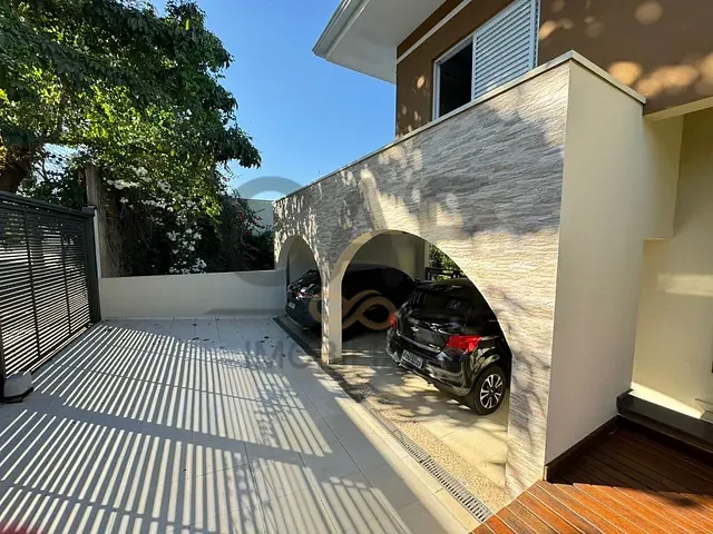 Casa com 500m² 4 quartos e 4 banheiros, à venda, no bairro Estância das Flores em Jaguariúna