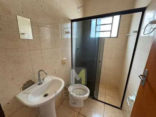 Casa com 250m² 2 quartos e 1 banheiro, para alugar, no bairro Chavans em Serrana