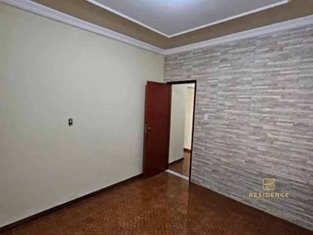 Casa 3 quartos e 1 banheiro, à venda, no bairro Água Limpa em Volta Redonda